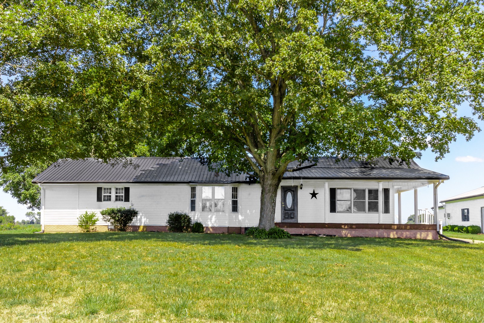 3075 Clarksville Road Trenton, KY 42286 - Photo 1 of 40 Gallery Image 1