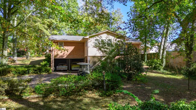 $329,900 | 500 Stewart Drive, Easley, SC 29640