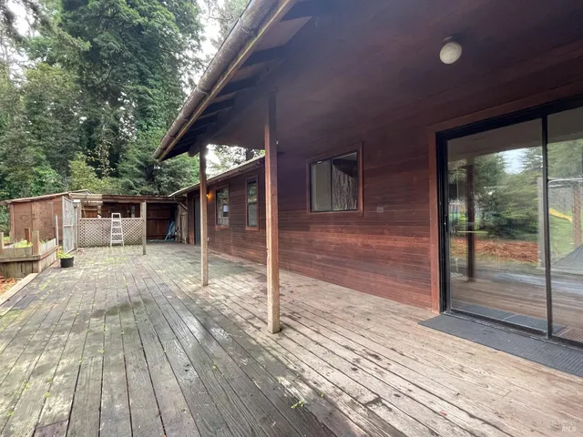 $720,000 | 14875 Atkins Way, Fort Bragg, CA 95437