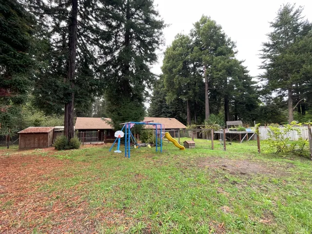 $720,000 | 14875 Atkins Way, Fort Bragg, CA 95437