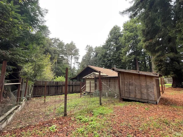 $720,000 | 14875 Atkins Way, Fort Bragg, CA 95437