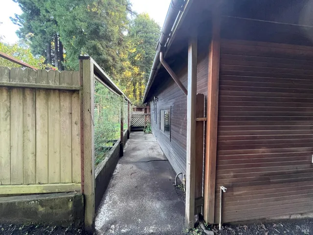 $720,000 | 14875 Atkins Way, Fort Bragg, CA 95437