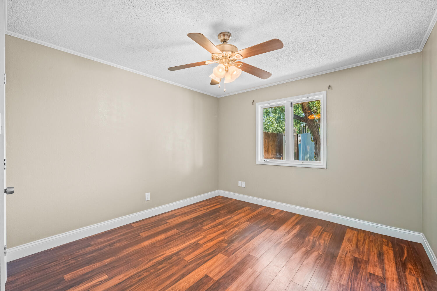5710 89th Street Lubbock, TX 79424 - Photo 8 of 14 5710 89th St-4