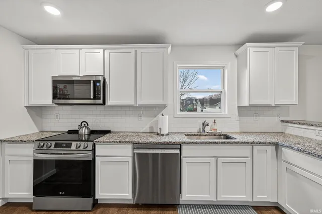 $360,000 | 1622 Gauley River Drive, Mishawaka, IN 46544