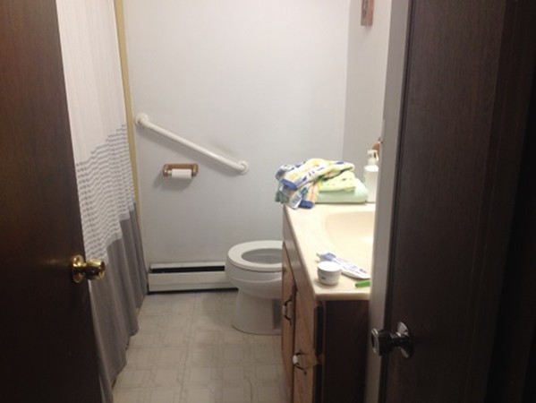 80 Carpenter Road Northbridge, MA 01588 - Photo 15 of 17 a bathroom with a toilet
