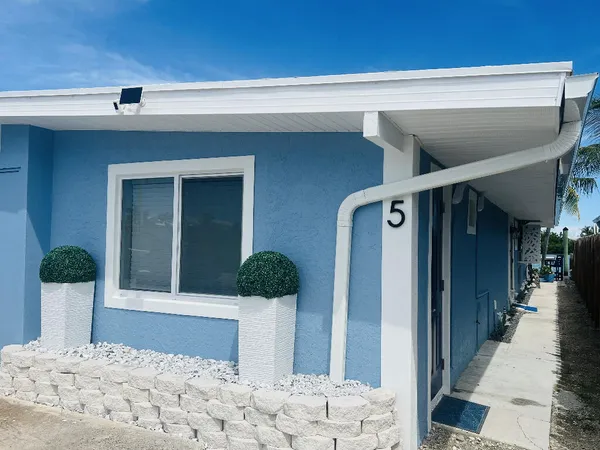 $749,000 | 5 Sadowski Key, Key Colony Beach, FL 33051