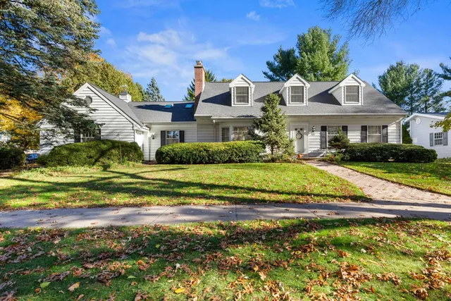 $825,000 | 201 South Kenosha Drive, Madison, WI 53705