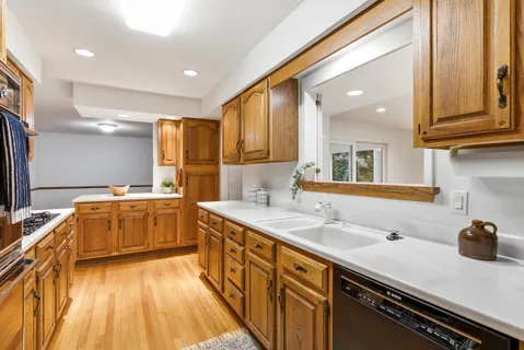 $825,000 | 201 South Kenosha Drive, Madison, WI 53705