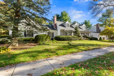 $825,000 | 201 South Kenosha Drive, Madison, WI 53705