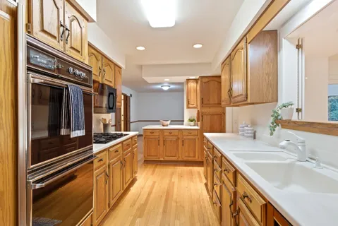 $825,000 | 201 South Kenosha Drive, Madison, WI 53705