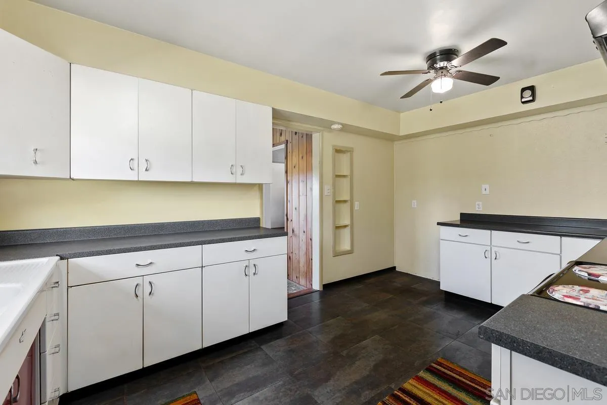 1890 Calmin Drive Fallbrook, CA 92028 - Photo 19 of 41