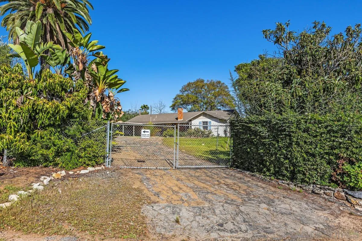 1890 Calmin Drive Fallbrook, CA 92028 - Photo 36 of 41