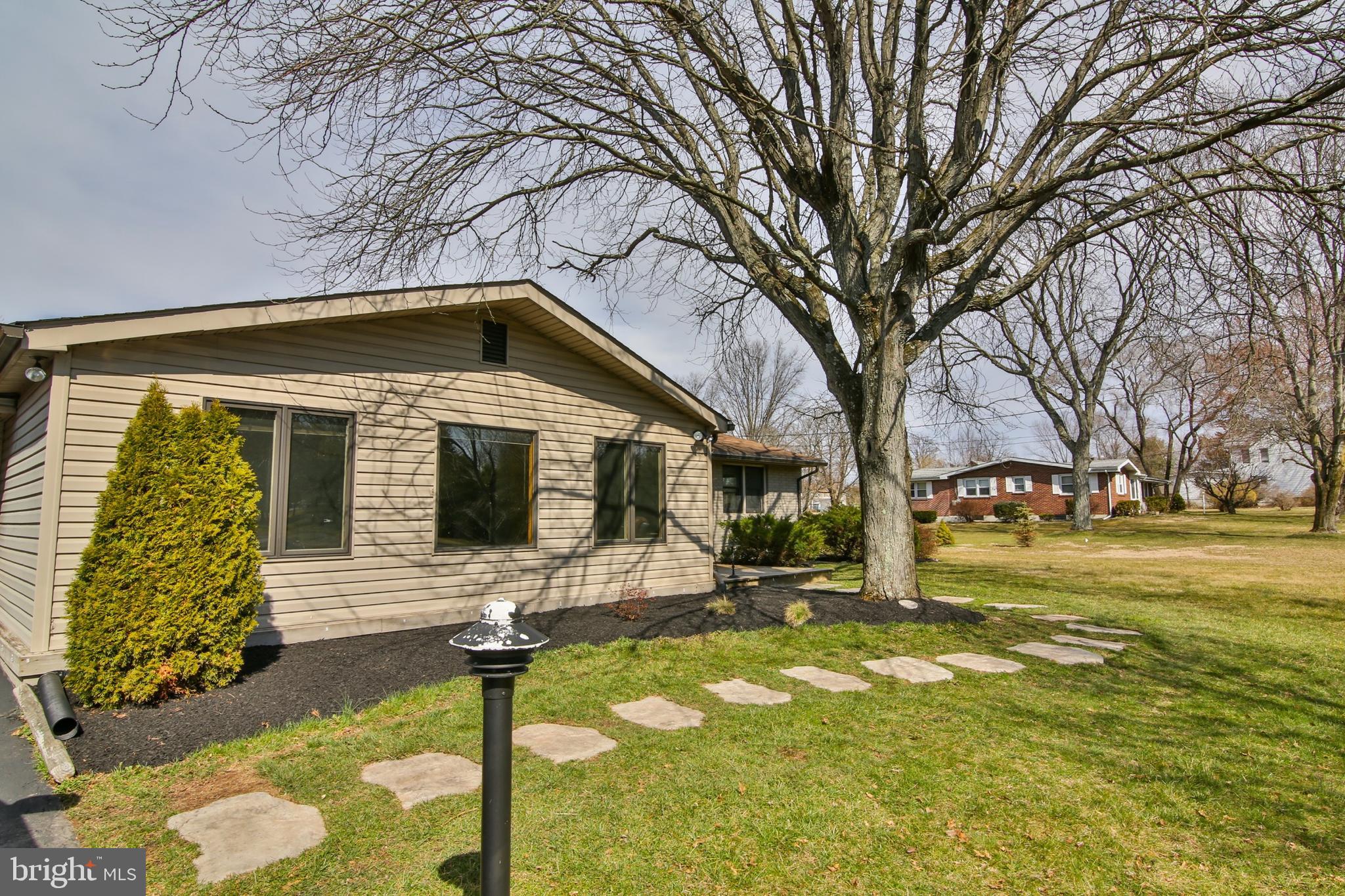 243 Mill Road Quakertown, PA 18951 - Photo 3 of 49 Gallery Image 3