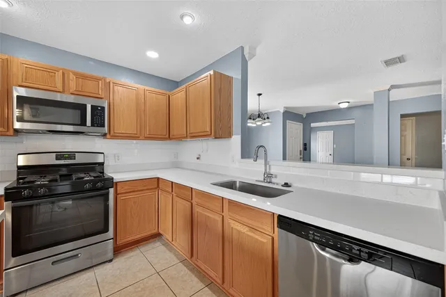 $262,500 | 20019 Mason Creek Drive, Katy, TX 77449