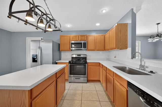 $262,500 | 20019 Mason Creek Drive, Katy, TX 77449