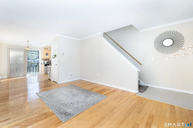 $225,000 | 94 Cynthia Lane, Unit D5, Middletown, CT 06457