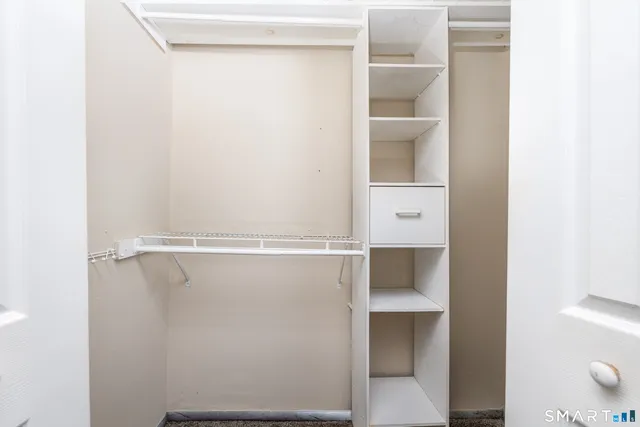 $225,000 | 94 Cynthia Lane, Unit D5, Middletown, CT 06457