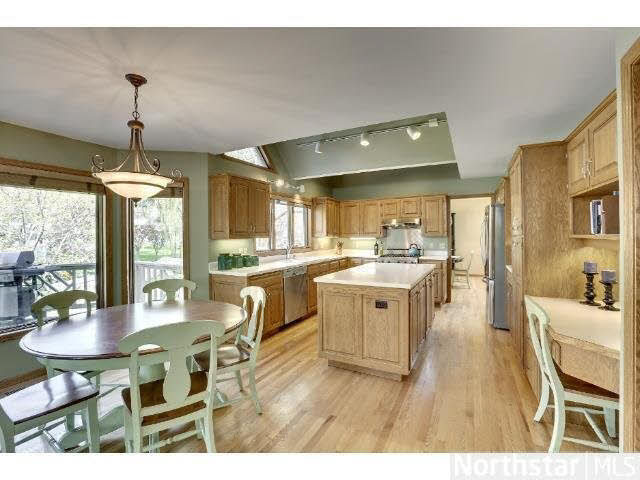 6024 Schaefer Road Edina, MN 55436 - Photo 8 of 18