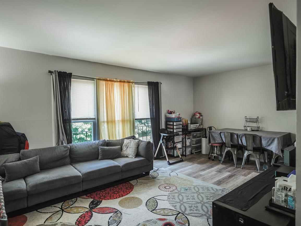 1977 Brookside Drive Edgewood, MD 21040 - Photo 2 of 16 Bright & inviting living space with natural light.