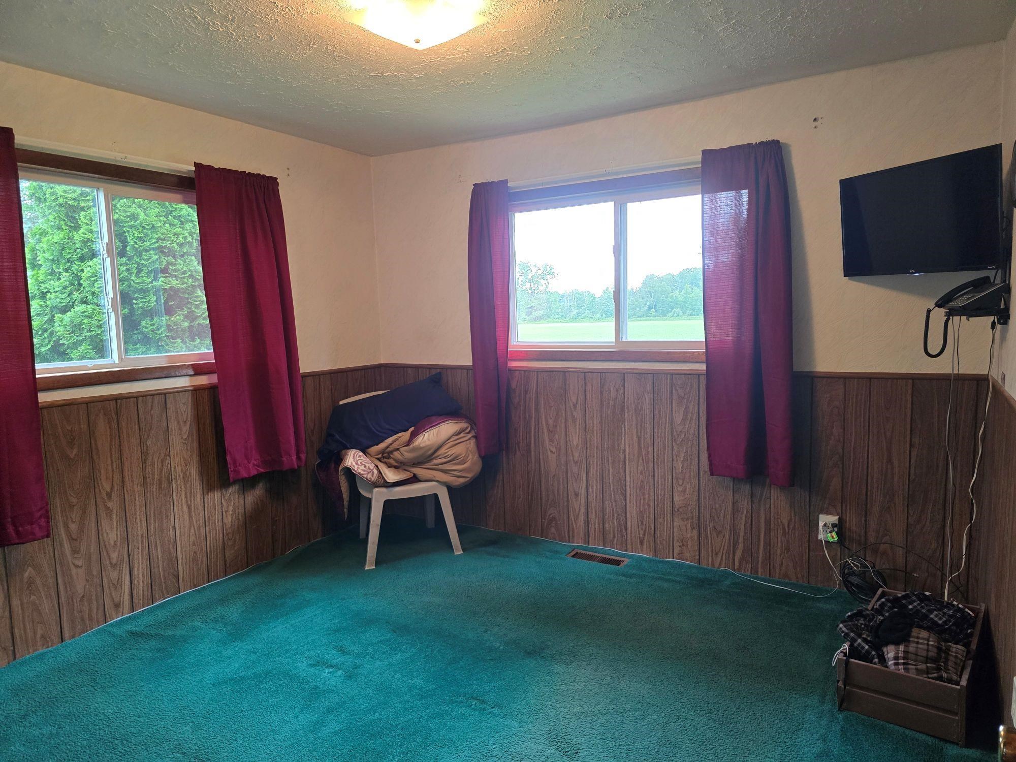 2045 West Erickson Road Linwood, MI 48634 - Photo 15 of 29