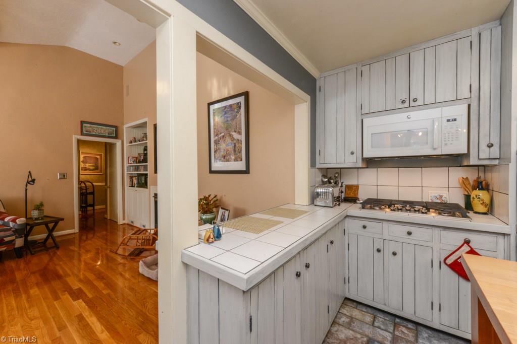 809 Sunset Drive High Point, NC 27262 - Photo 19 of 30 Gallery Image 19