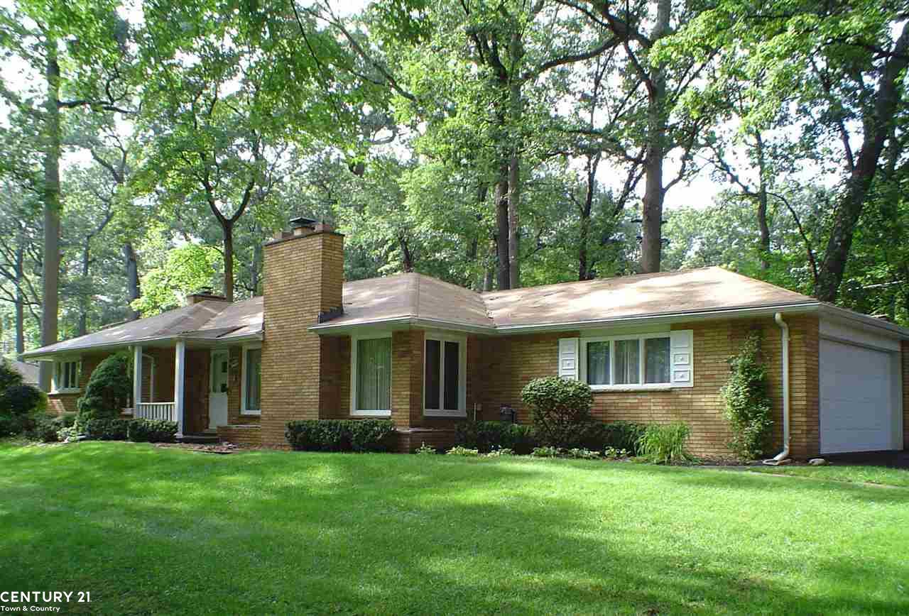 2926 Hillendale Drive Rochester Hills, MI 48309 - Photo 2 of 31
