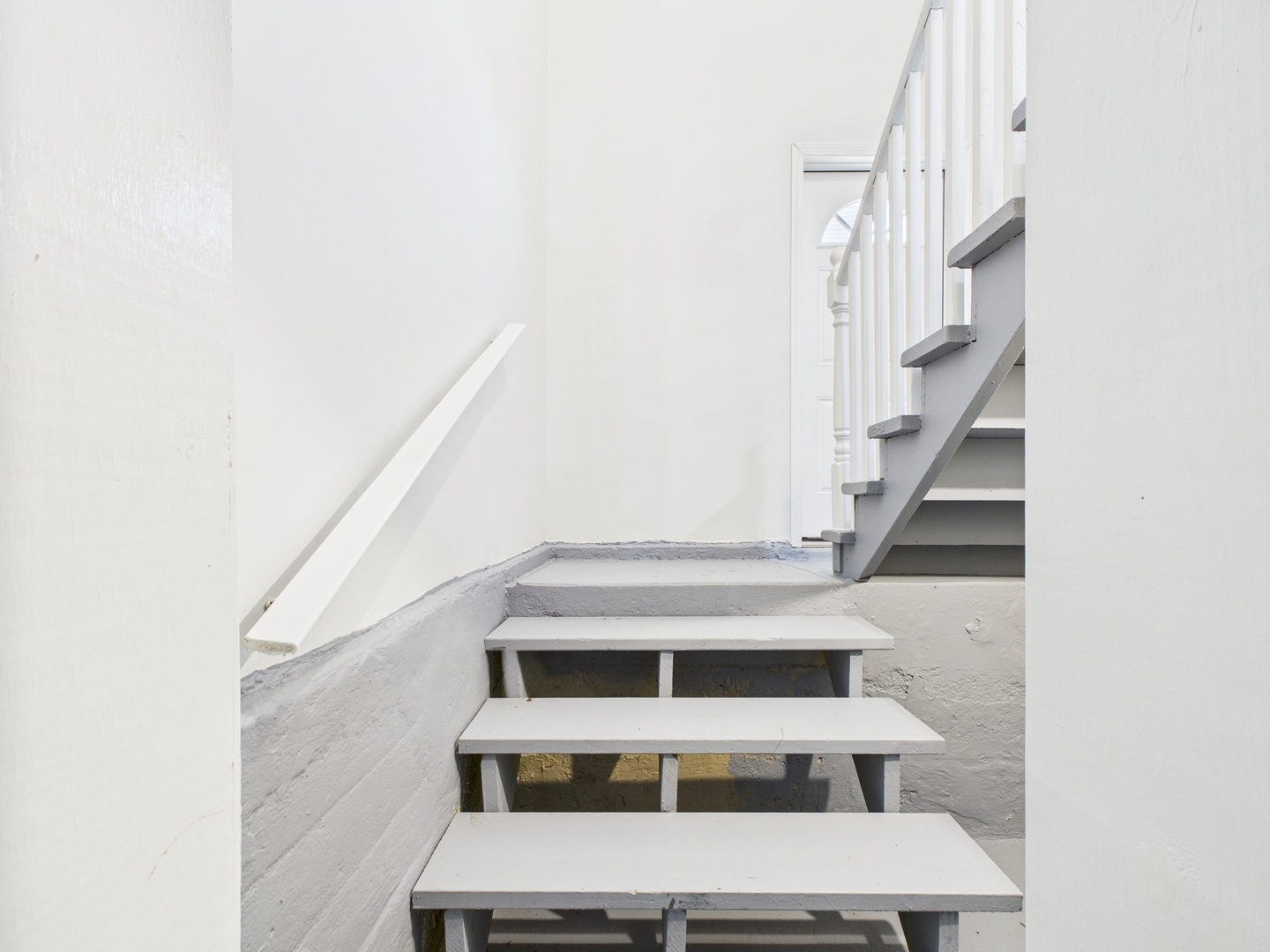 9151 South Normal Avenue Chicago, IL 60620 - Photo 20 of 34 a view of entryway