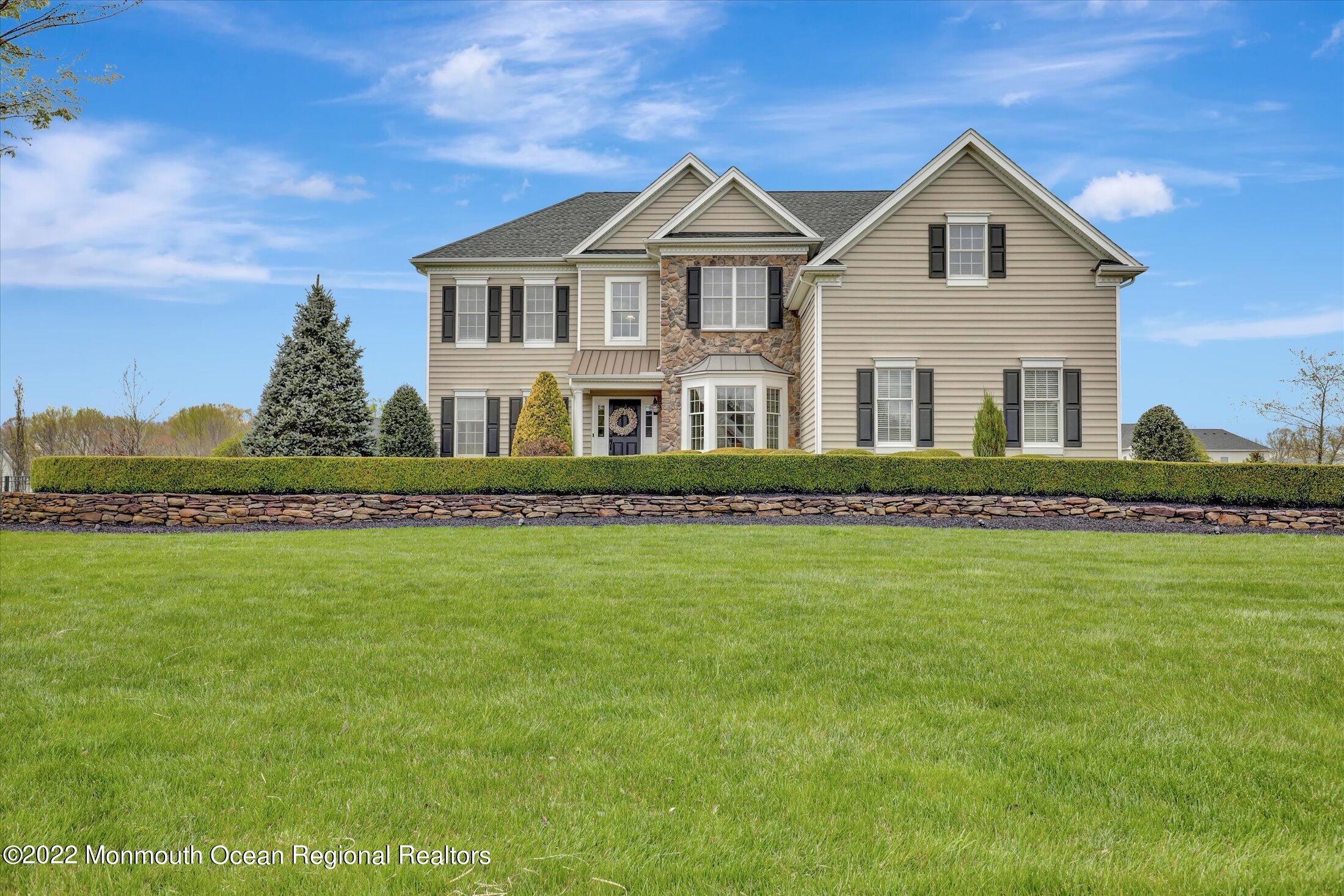 39 Weathervane Circle Cream Ridge, NJ 08514 - Photo 1 of 31 03-Front of Home