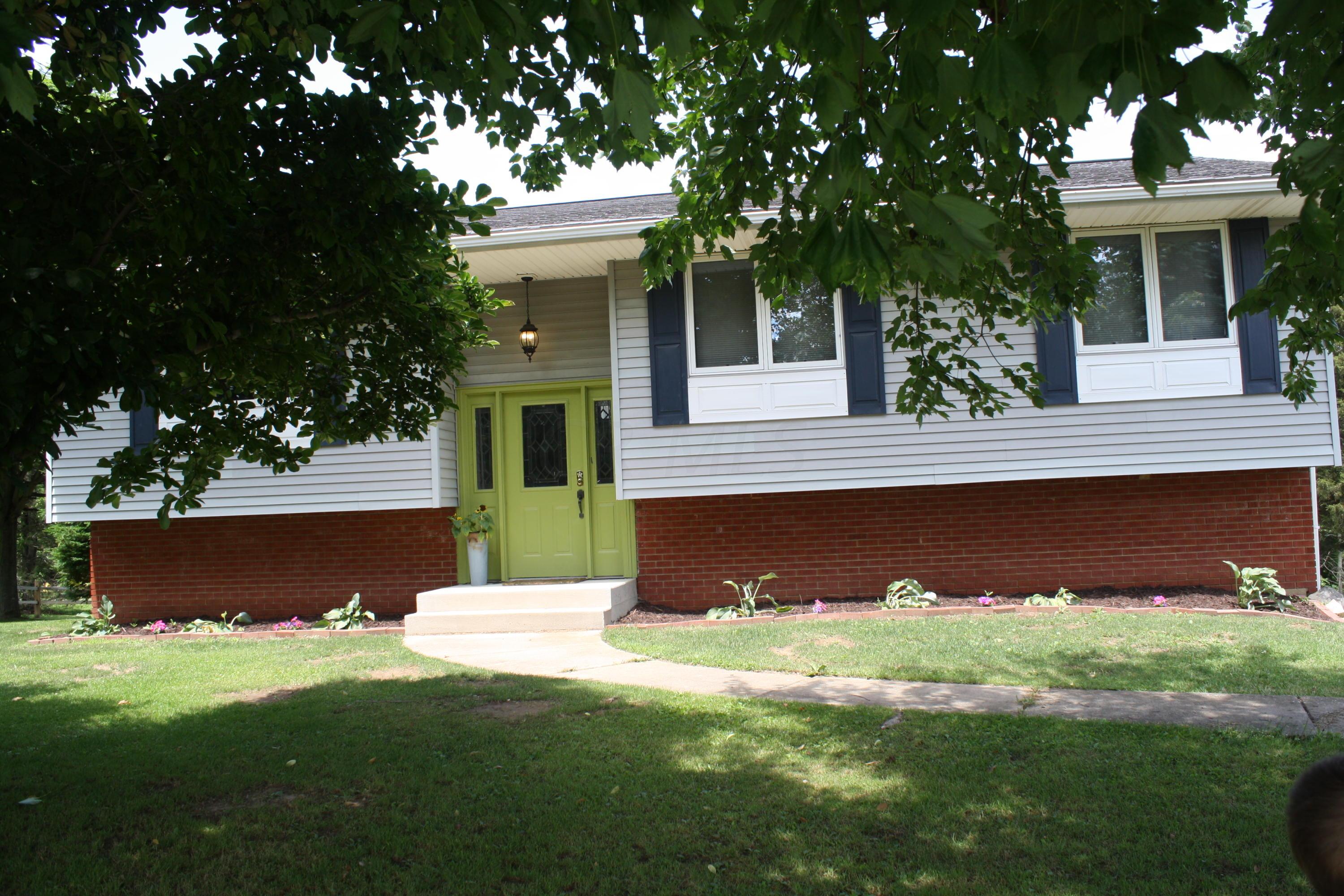 17239 Sycamore Road Mount Vernon, OH 43050 - Photo 2 of 18 Gallery Image 2