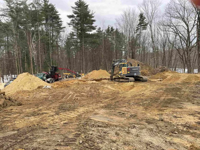 $1,100,000 | 2-47 Old Amherst Road, Mont Vernon, NH 03057