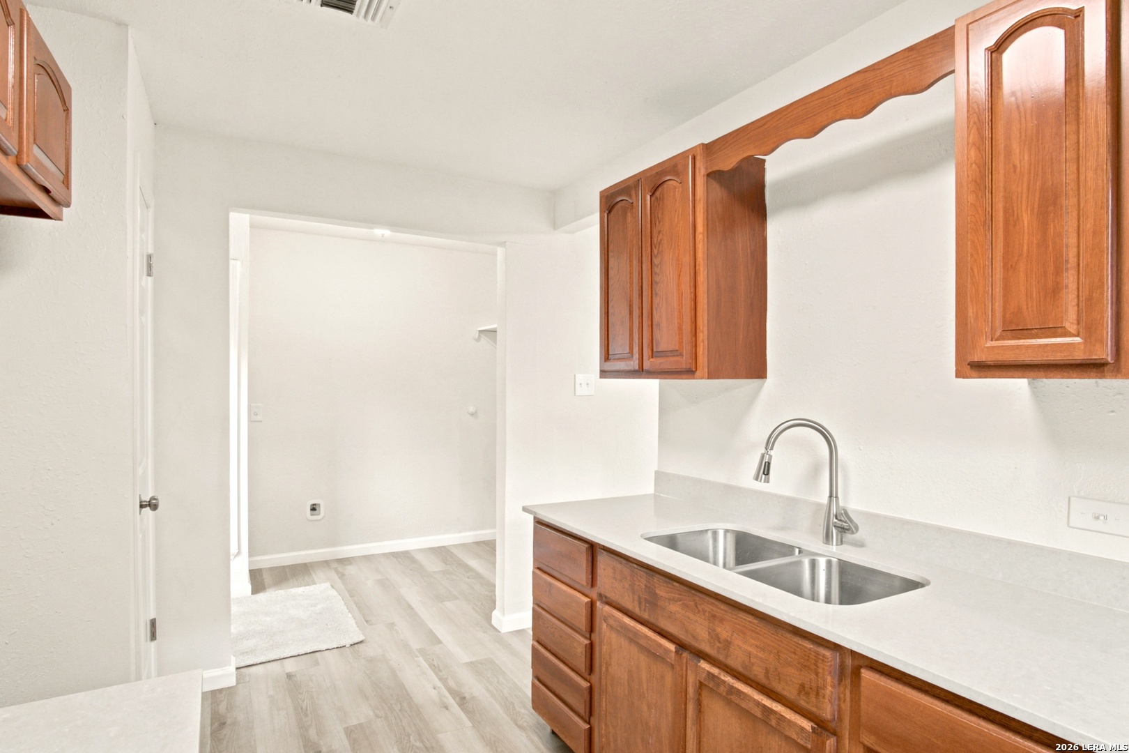 438 Cresthill Road San Antonio, TX 78222 - Photo 13 of 41