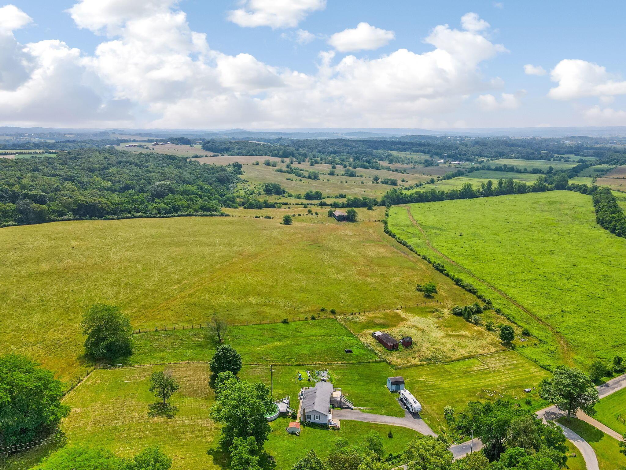 26262 Jackson Road Circleville, OH 43113 - Photo 73 of 87 76