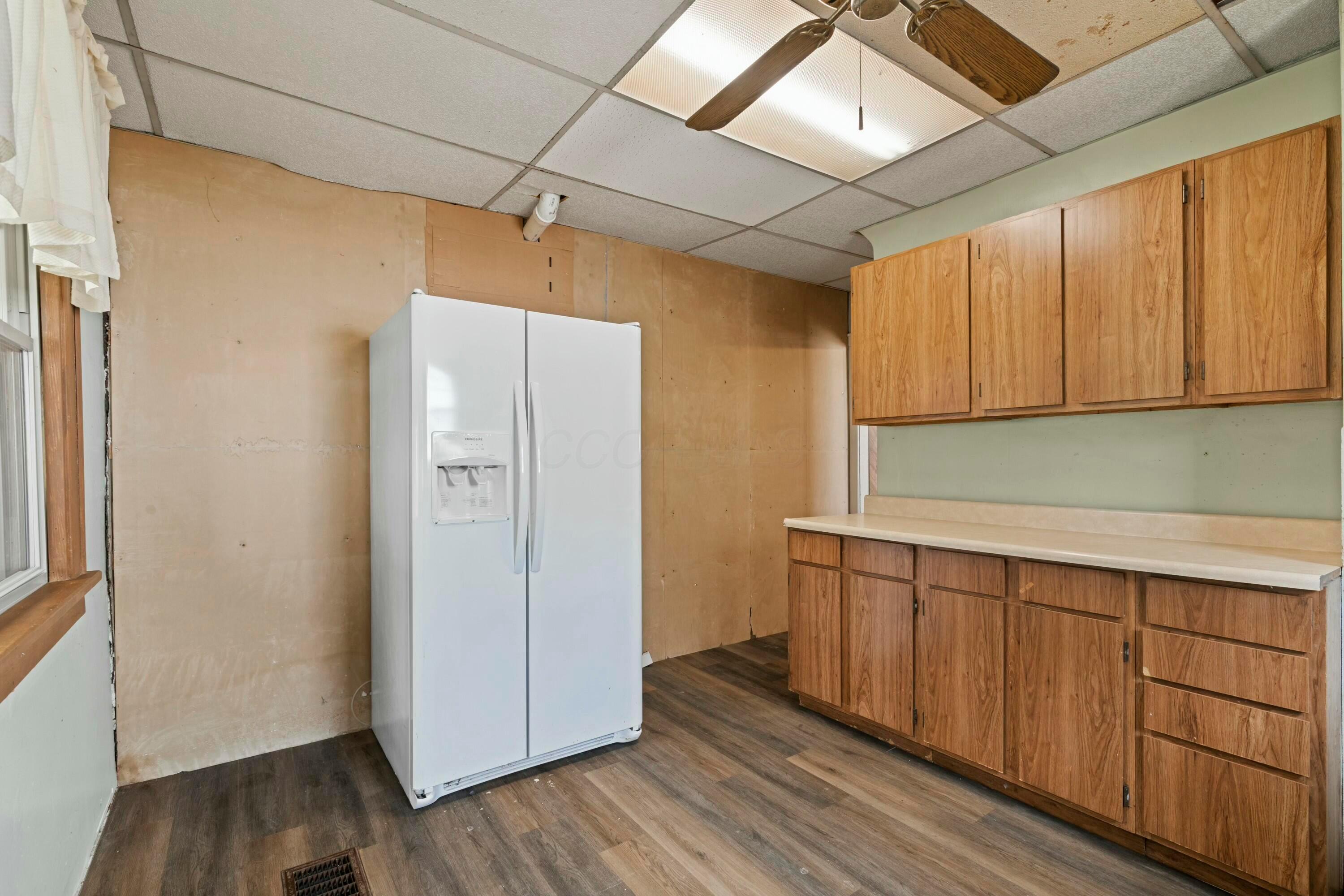 263-265 Crestview Road Columbus, OH 43202 - Photo 13 of 41 Kitchen