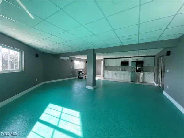 a view of a livingroom with furniture