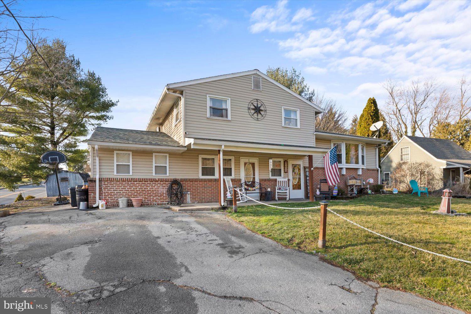 1635 Wabank Road, Lancaster, PA 17603 Compass