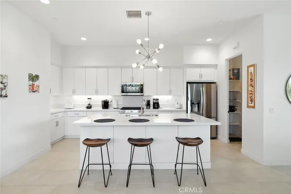 $5,200 | 3345 Ambassador Drive, Palm Springs, CA 92262