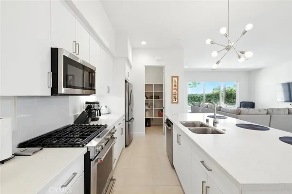 $5,200 | 3345 Ambassador Drive, Palm Springs, CA 92262