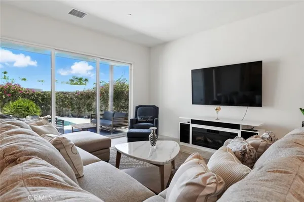 $5,200 | 3345 Ambassador Drive, Palm Springs, CA 92262