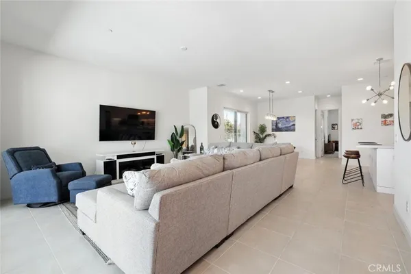 $5,200 | 3345 Ambassador Drive, Palm Springs, CA 92262