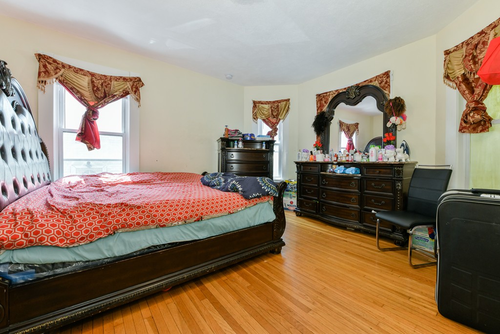 23 Fairmont Street Malden, MA 02148 - Photo 6 of 29