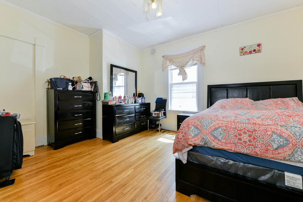 23 Fairmont Street Malden, MA 02148 - Photo 7 of 29