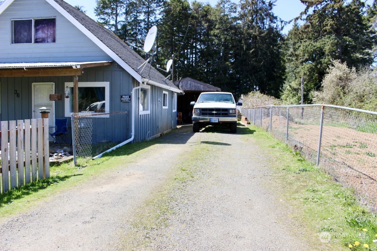 36 Spruce Street Copalis Beach, WA 98535 - Photo 3 of 13