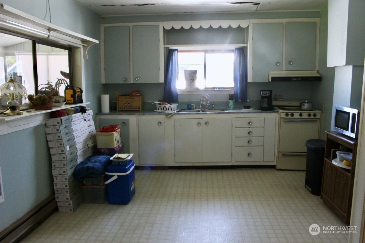 36 Spruce Street Copalis Beach, WA 98535 - Photo 7 of 13