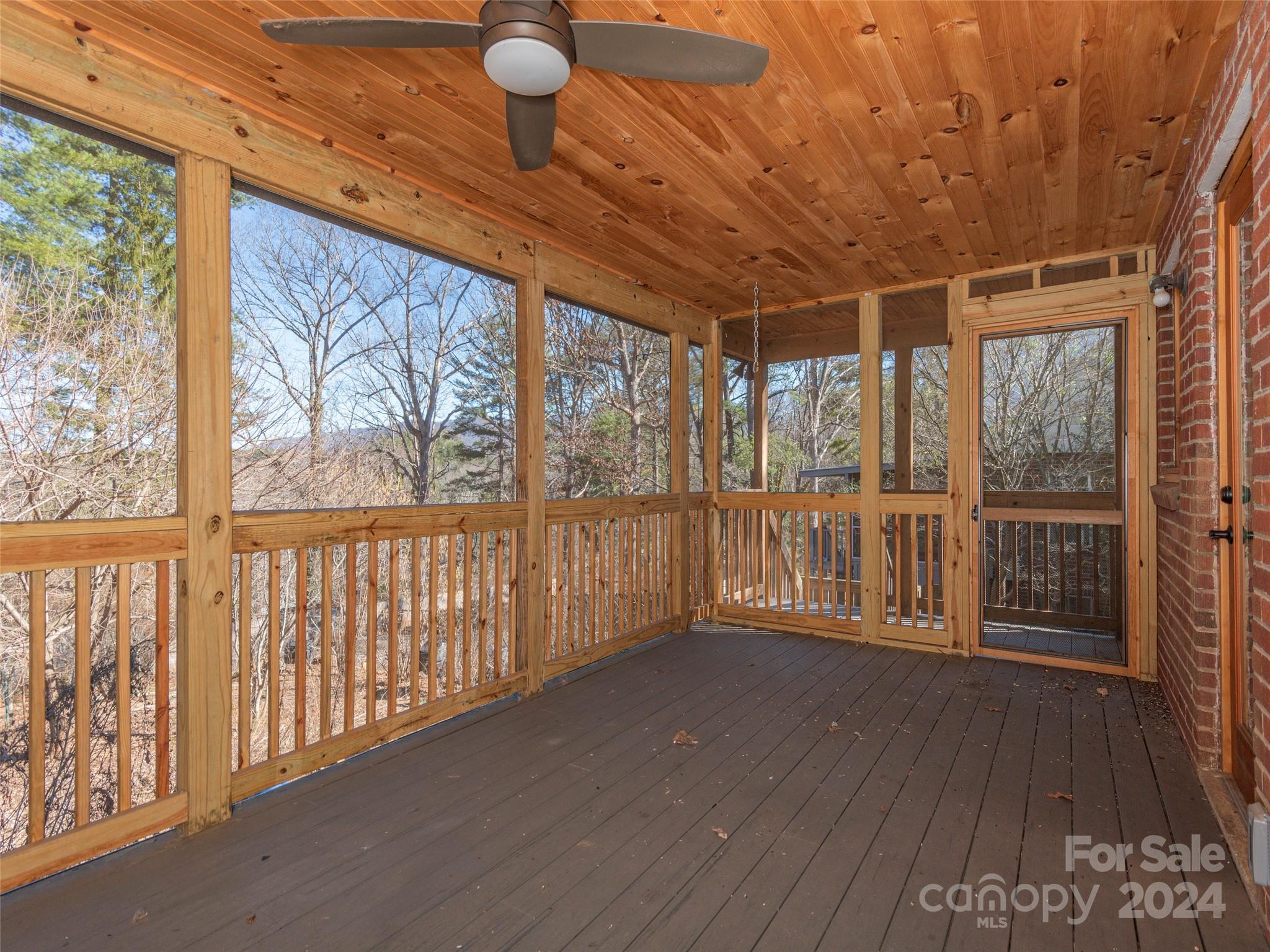 109 Kingsgate Road Asheville, NC 28805 - Photo 8 of 18 Gallery Image 8