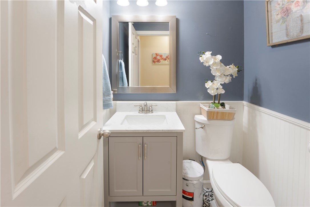 115 Castle Rocks Road Warwick, RI 02886 - Photo 6 of 40