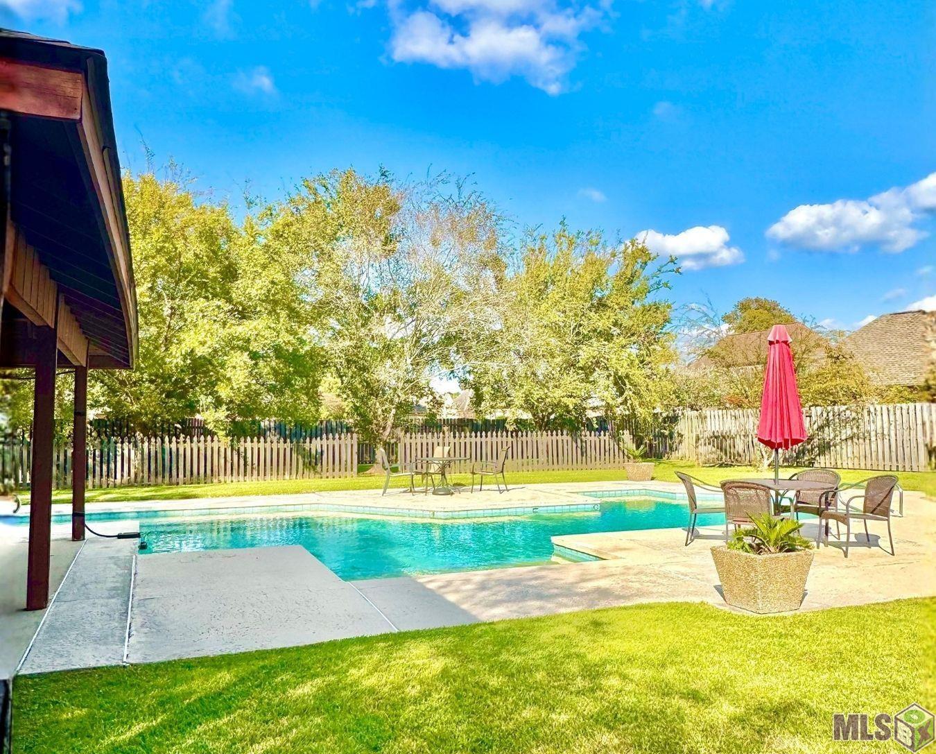 2455 Aubin Lane Baton Rouge, LA 70816 - Photo 25 of 25 Pool