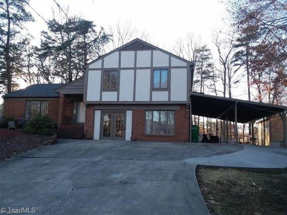 603 Shadybrook Road High Point, NC 27265 - Photo 3 of 31