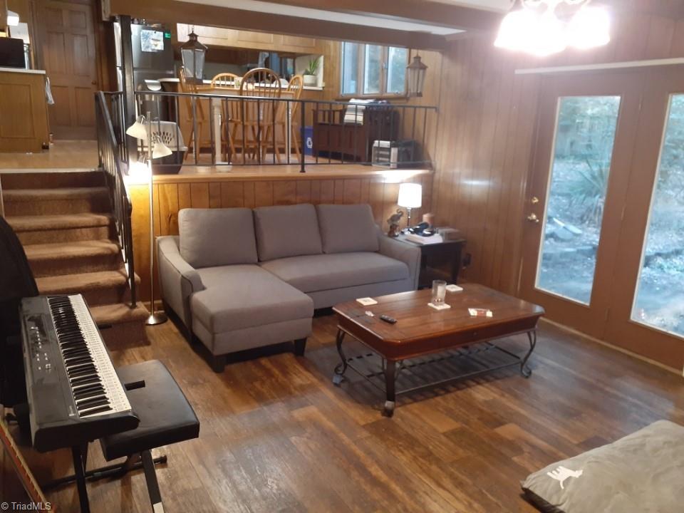 603 Shadybrook Road High Point, NC 27265 - Photo 10 of 31