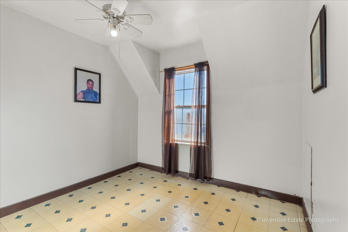 12018 South Loomis Street Chicago, IL 60643 - Photo 16 of 21 a view of an empty room