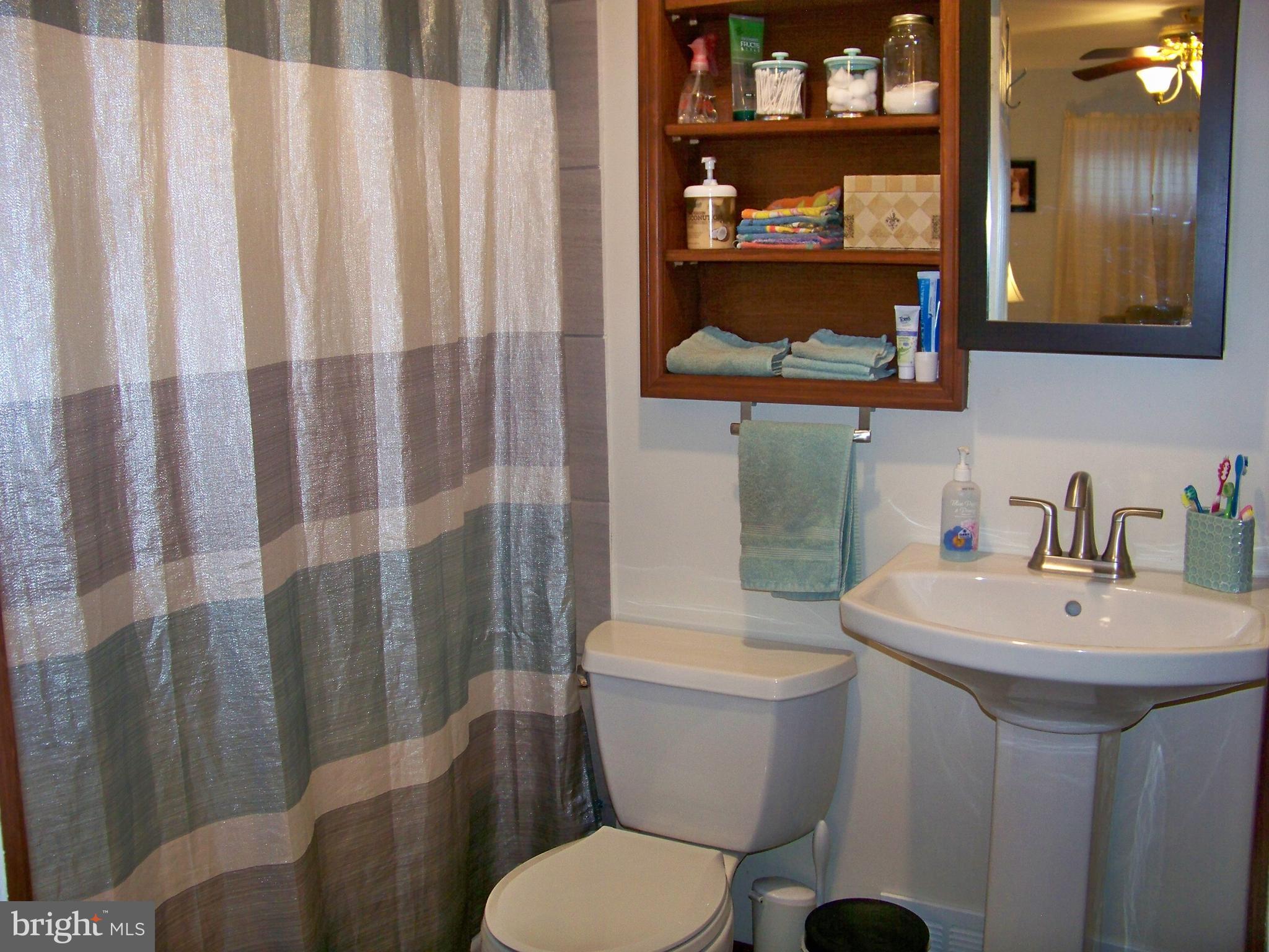 25 Granite Road Levittown, PA 19057 - Photo 12 of 29 What's behind curtain number 1??